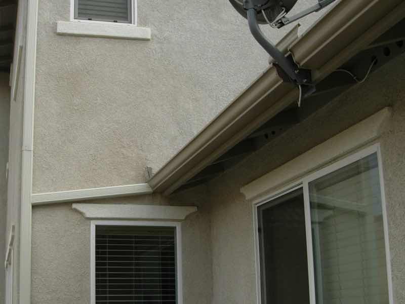 Rain Gutters Mira Loma, CA Seamless Rain Gutters